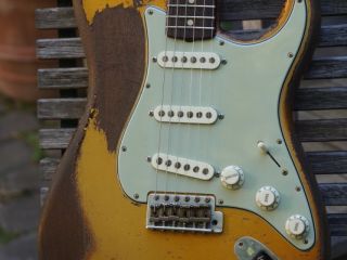 f strat hr mbdw00004538