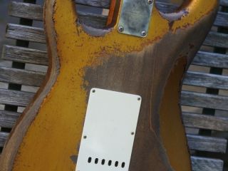 f strat hr mbdw00004546